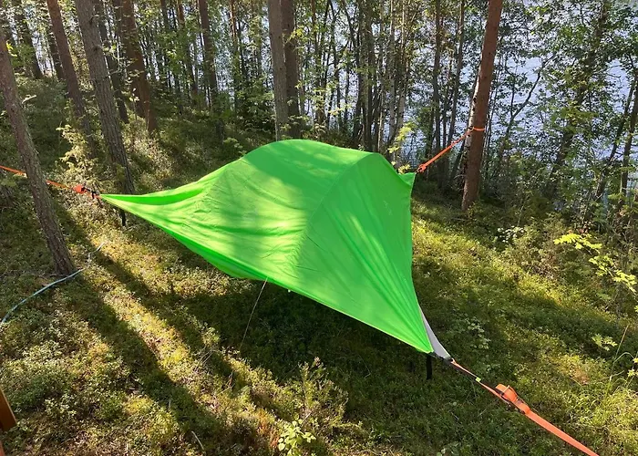 Alaska Tree Tents Linnansaari