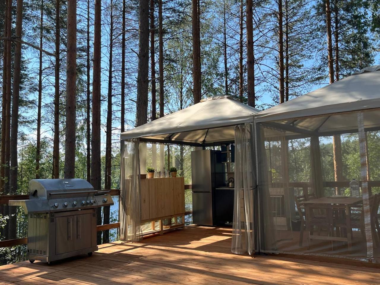 Alaska Tree Tents Linnansaari Campsite Savonlinna